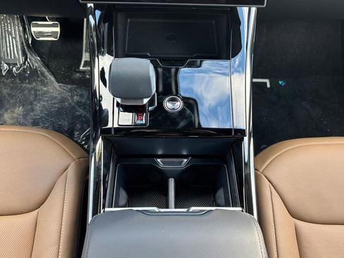 New 2026 Land Rover Range Rover Sport Dynamic SE image 14