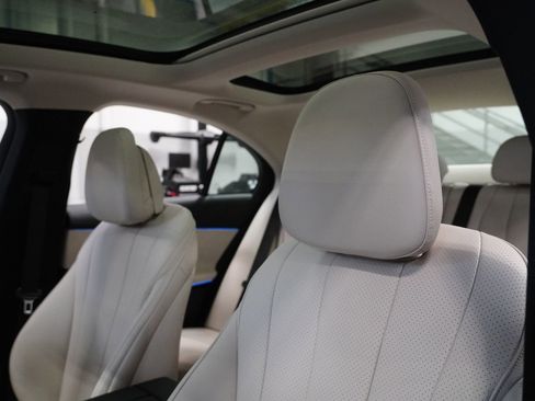 New 2026 Mercedes-Benz E 350 4MATIC Sedan image 15