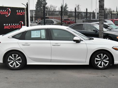 Used 2025 Honda Civic LX image 9