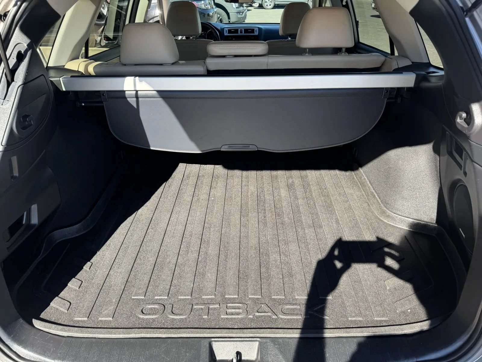 Used 2017 Subaru Outback 2.5i Limited AWD/4WD image 41