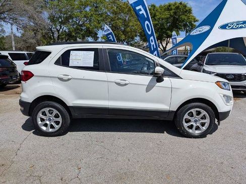 Certified 2022 Ford EcoSport SE image 2