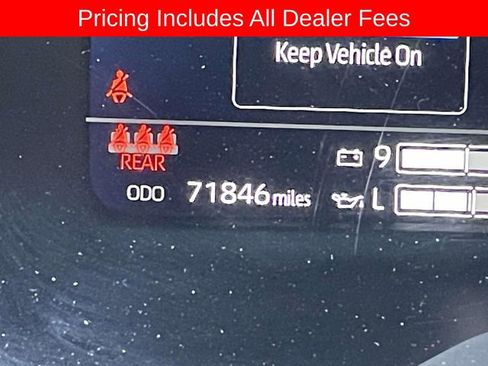 Used 2024 Toyota Tundra Platinum AWD/4WD image 24