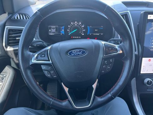 Certified 2023 Ford Edge ST-Line image 9
