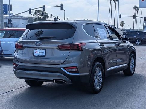 Used 2019 Hyundai Santa Fe SEL image 4