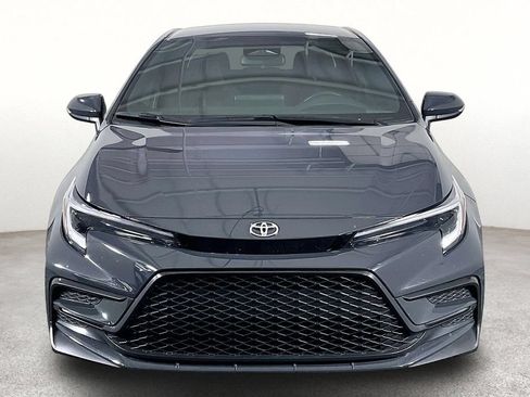 Used 2025 Toyota Corolla SE w/ Convenience Package FWD image 5