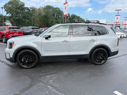 Used 2024 Kia Telluride SX X-Line AWD/4WD image 3