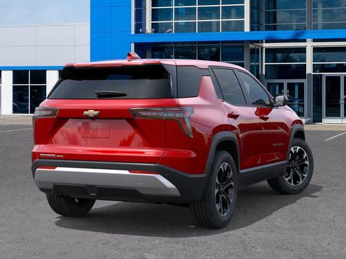 New 2026 Chevrolet Equinox LT w/ Convenience Package II image 4