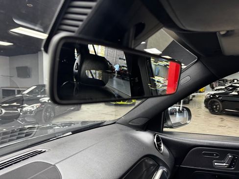 Used 2020 Mercedes-Benz GLB 250 4MATIC image 28