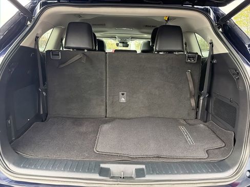 Used 2022 Toyota Highlander Limited AWD/4WD image 8