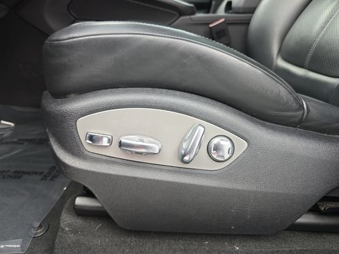 Used 2021 Porsche Macan AWD/4WD image 29