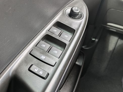 Used 2021 Chevrolet Spark LT image 25