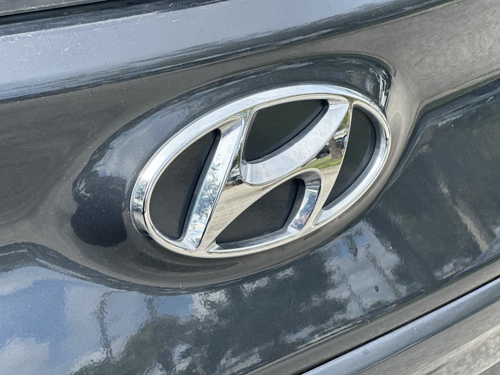 Used 2019 Hyundai Kona SE FWD image 10