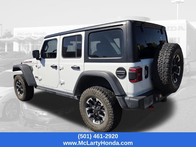 Used 2025 Jeep Wrangler Unlimited Rubicon AWD/4WD image 3
