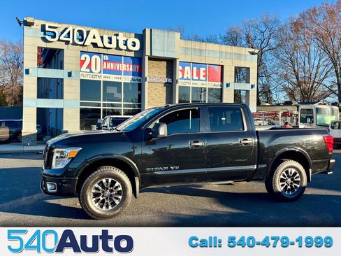 Used 2018 Nissan Titan PRO-4X w/ Pro-4x Convenience Package image 1