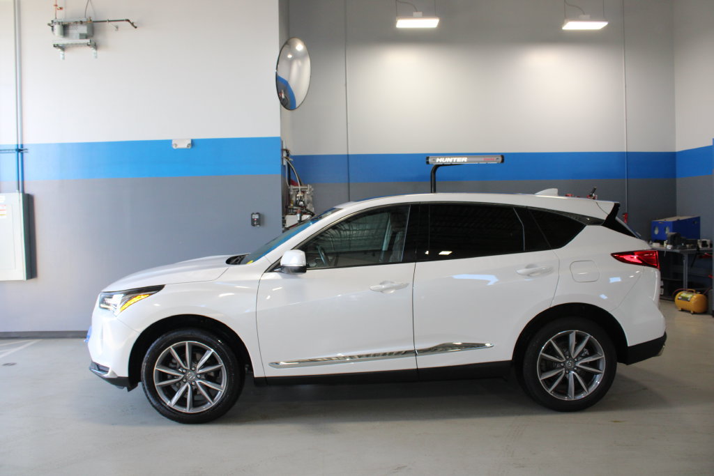 Used 2023 Acura RDX w/ Technology Package AWD/4WD image 11