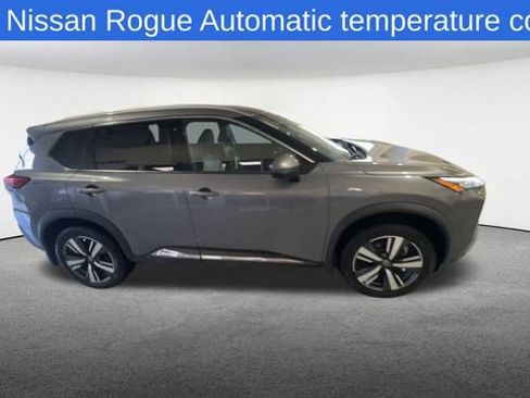 Used 2021 Nissan Rogue SL image 10