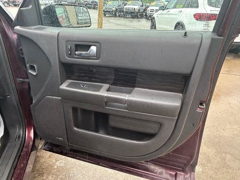 Used 2017 Ford Flex SEL w/ Equipment Group 202A FWD image 17