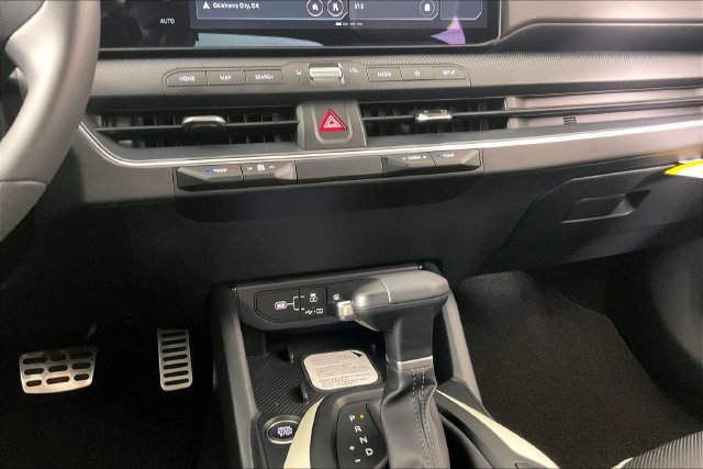 New 2027 Kia K4 GT-Line Turbo FWD image 7