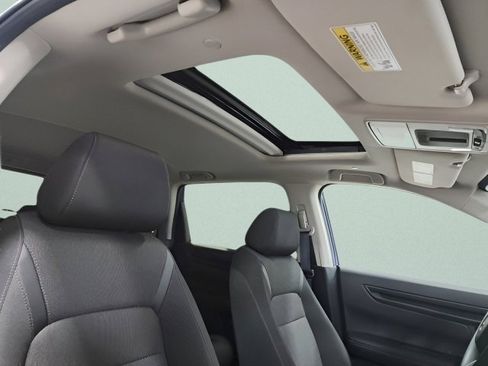 Used 2025 Honda CR-V EX image 6