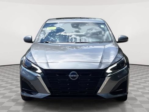 Certified 2024 Nissan Altima 2.5 SV w/ SV Premium Package AWD/4WD image 2