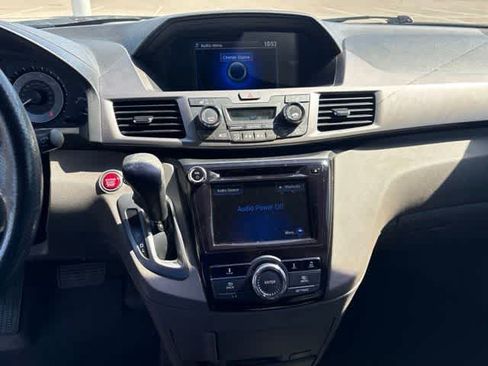 Used 2017 Honda Odyssey EX-L image 20