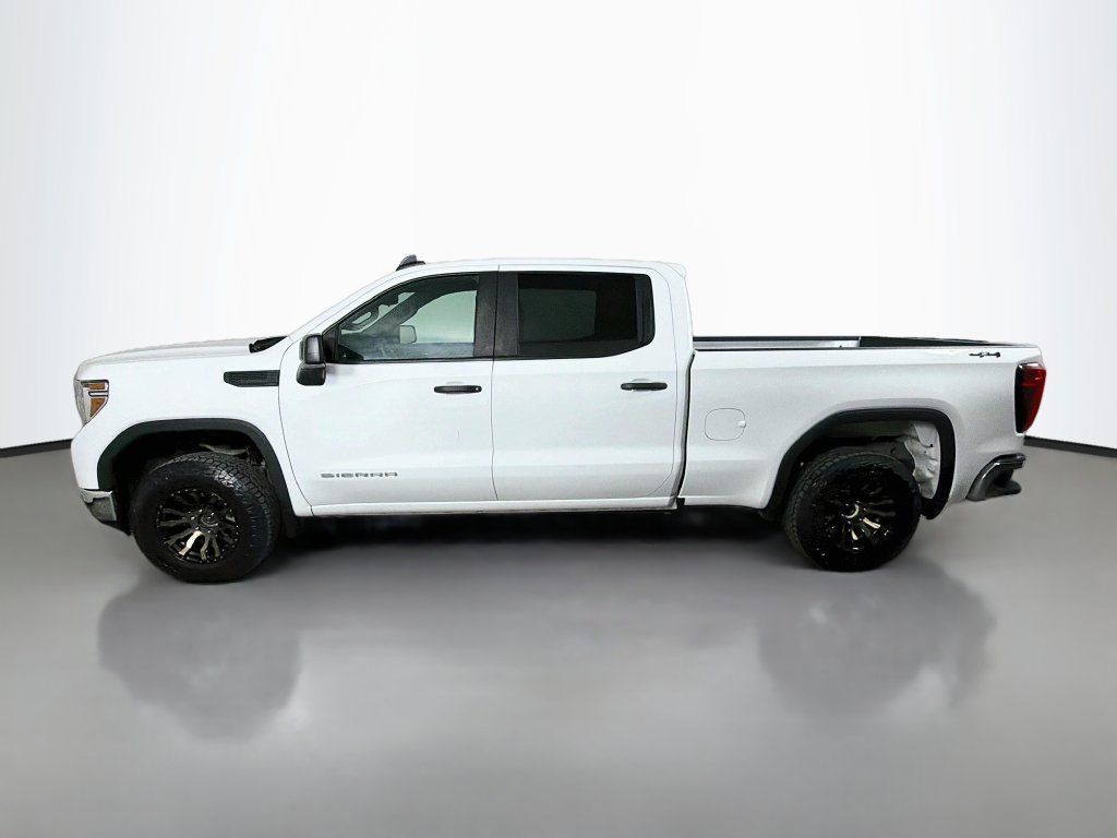 Used 2020 GMC Sierra 1500 4x4 Crew Cab w/ Sierra Value Package image 9