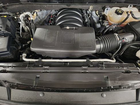 Used 2023 GMC Yukon Denali w/ Advanced Technology Package AWD/4WD image 51