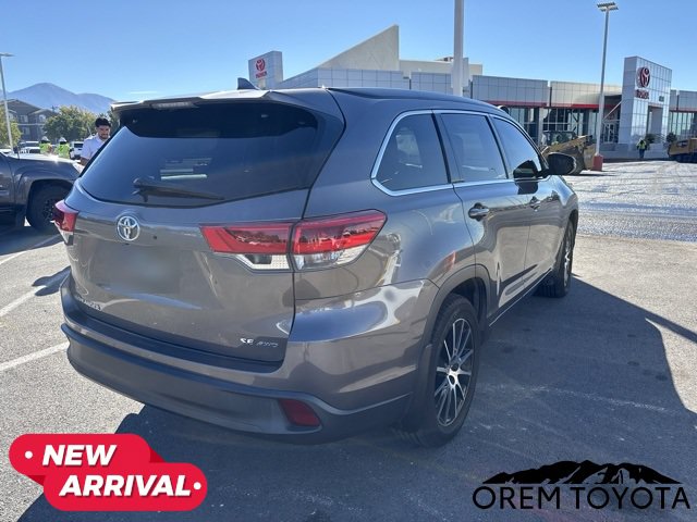 Used 2018 Toyota Highlander SE AWD/4WD image 9