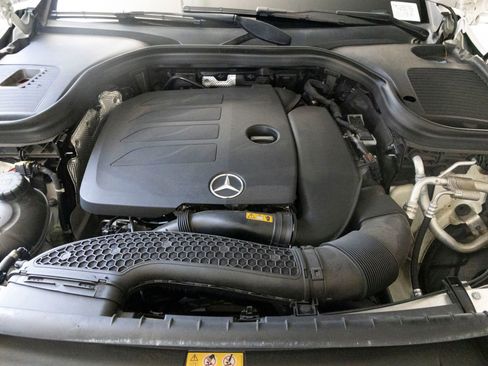Used 2021 Mercedes-Benz GLC 300 image 30