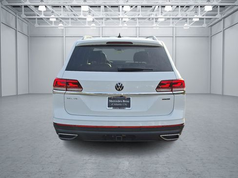 Used 2021 Volkswagen Atlas SEL Premium image 5