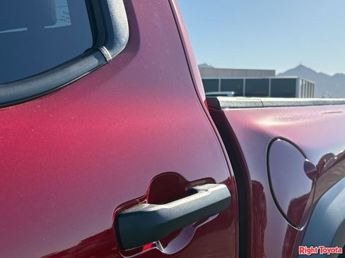 New 2026 Toyota Tacoma TRD Off-Road AWD/4WD image 11