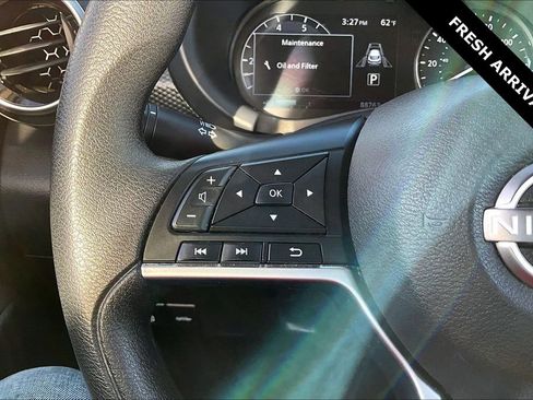 Used 2023 Nissan Kicks SV image 11