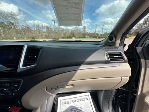 Used 2017 Honda Pilot EX-L image 16