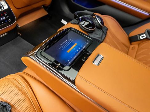 Used 2025 Mercedes-Benz S 63 AMG S w/ Rear Seat Package image 47