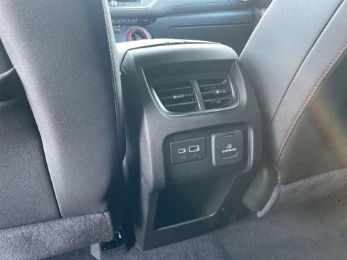 Used 2022 Chevrolet Blazer RS FWD image 28