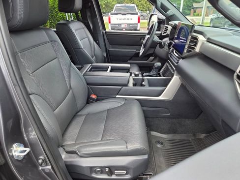 Certified 2025 Toyota Tundra Limited w/ TRD Off-Road Package AWD/4WD image 15