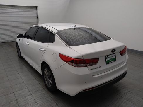 Used 2018 Kia Optima LX w/ Convenience Package FWD image 5