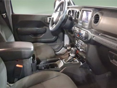 Used 2019 Jeep Wrangler Unlimited Sport S image 14