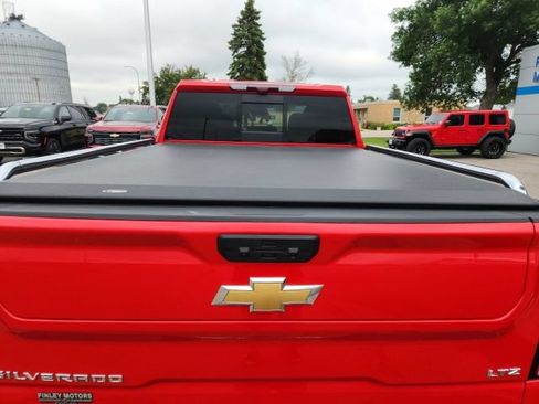 Used 2024 Chevrolet Silverado 2500 LTZ w/ LTZ Premium Package AWD/4WD image 5