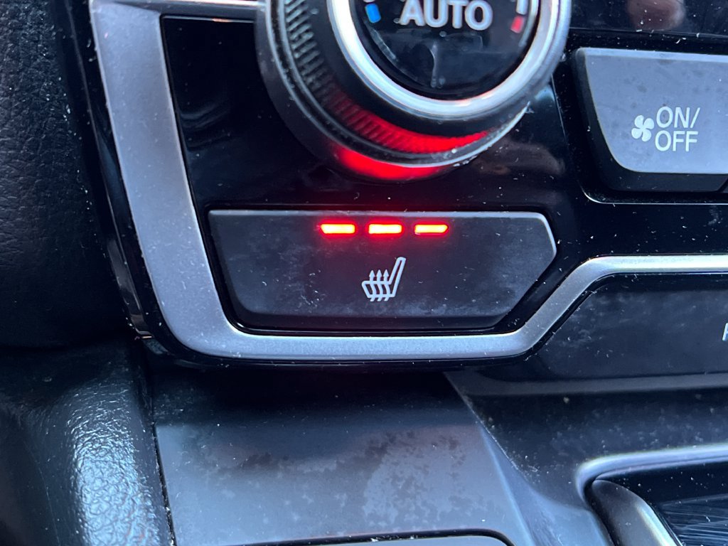 Used 2018 Honda CR-V Touring image 29