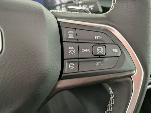 New 2026 Jeep Grand Cherokee Altitude AWD/4WD image 21