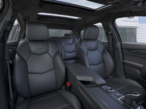 New 2026 Cadillac CT5 V AWD/4WD image 16