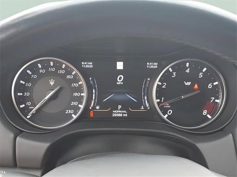 Used 2021 Maserati Ghibli Trofeo image 10