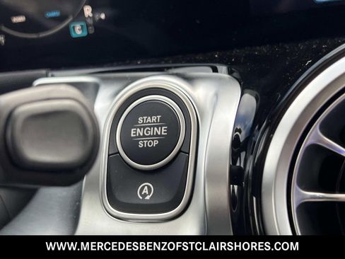 New 2026 Mercedes-Benz GLB 250 4MATIC image 32