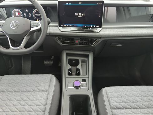 New 2026 Volkswagen Tiguan S FWD image 21