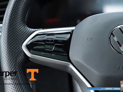 Used 2024 Volkswagen Tiguan SE R-Line FWD image 60