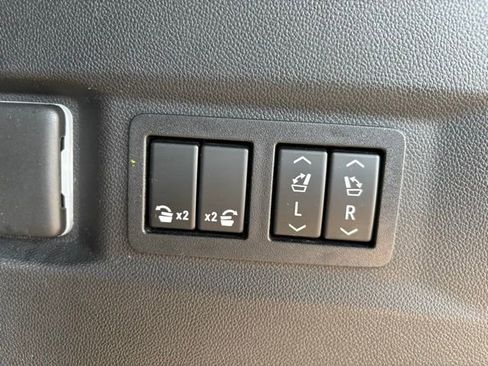 Certified 2022 Chevrolet Tahoe High Country image 31