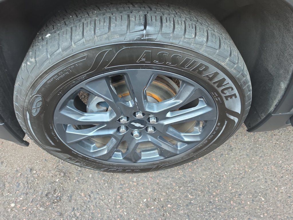 Used 2020 Chevrolet Traverse RS FWD image 25