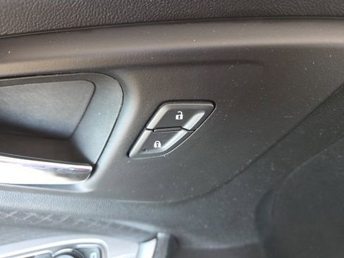 Used 2024 Chevrolet Malibu LT image 40