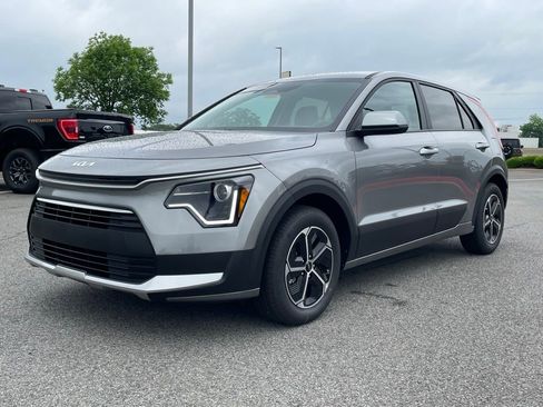 New 2026 Kia Niro LX FWD image 3
